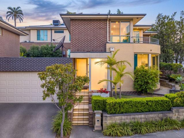 Townhouse for sale in Bulleen, Melbourne