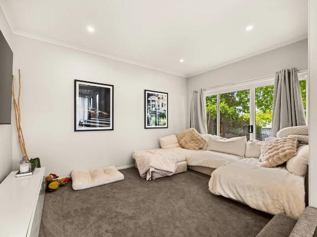 Townhouse for rent in Hawthorne, Greater Brisbane