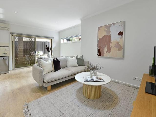 Apartment for rent in Reservoir, Melbourne