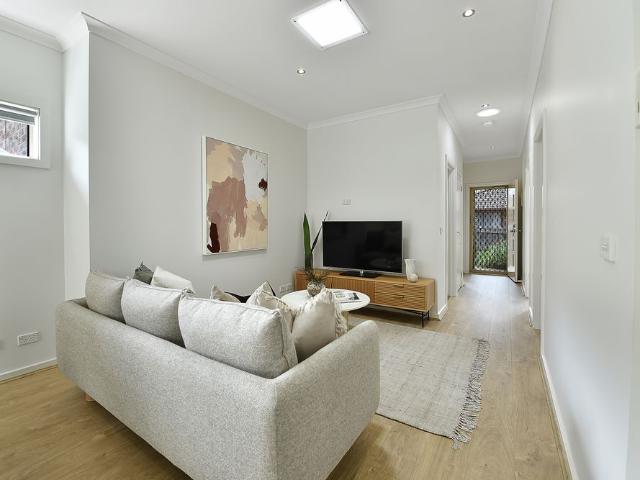 Apartment for rent in Reservoir, Melbourne