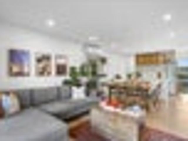 Townhouse for sale in Glen Innes
