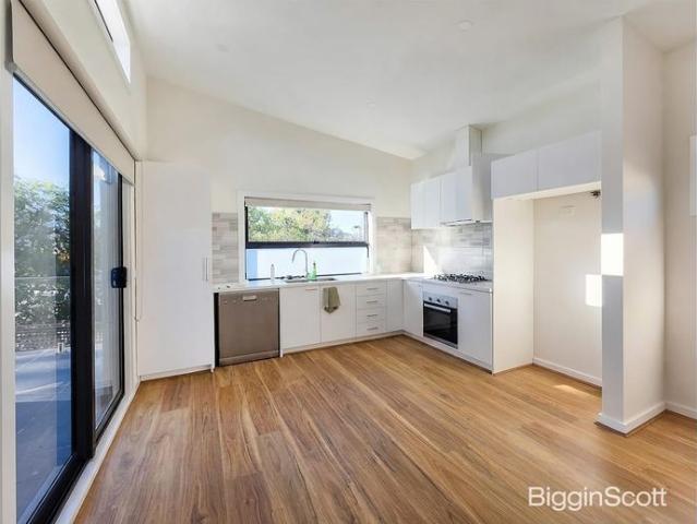 Townhouse for rent in Camerons Creek, Victoria