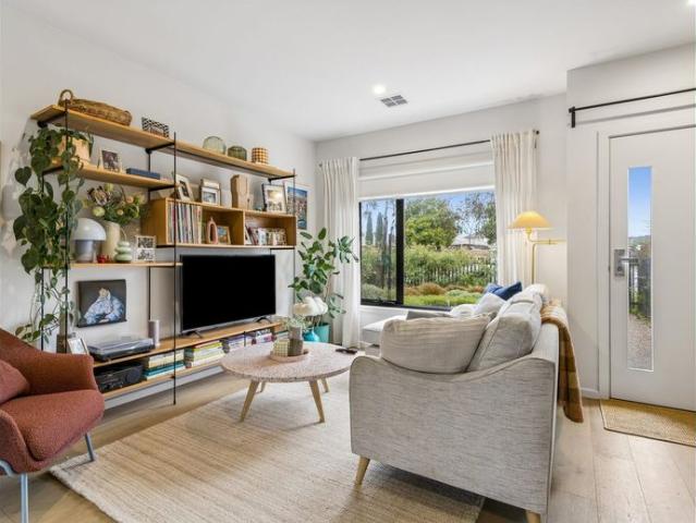 Townhouse for rent in Camerons Creek, Victoria