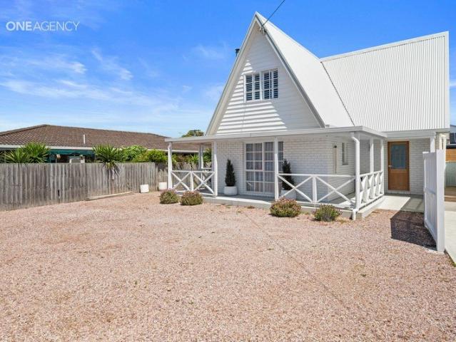 House for rent in Shearwater, Tasmania