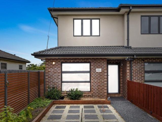 Townhouse for rent in Clayton, Melbourne