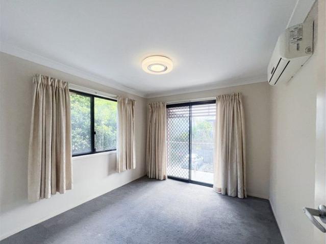 Townhouse for rent in Morningside, Greater Brisbane