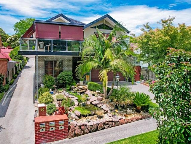Townhouse for sale in Warragul, Victoria