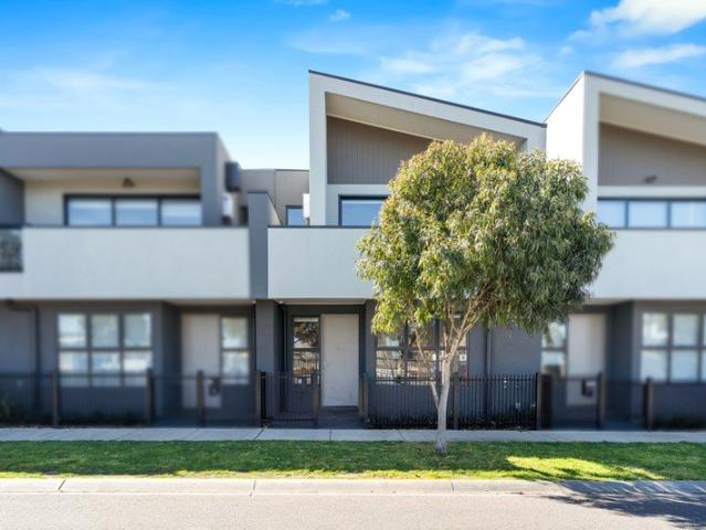 Apartment for sale in Highlands, Melbourne
