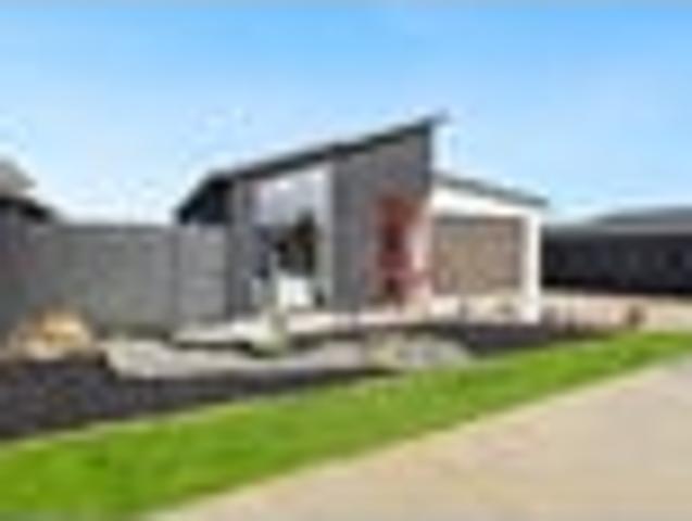 House for sale in Awhitu, Oroua County