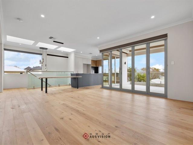 Townhouse for rent in Applecross, Western Australia