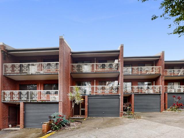 Apartment for rent in Toombul, Queensland