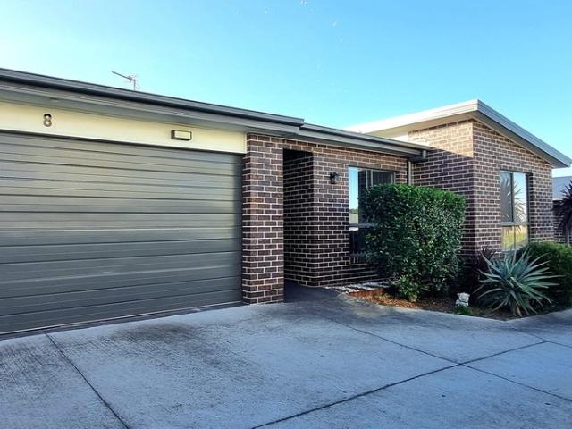 Villa for sale in Wollongong West, New South Wales