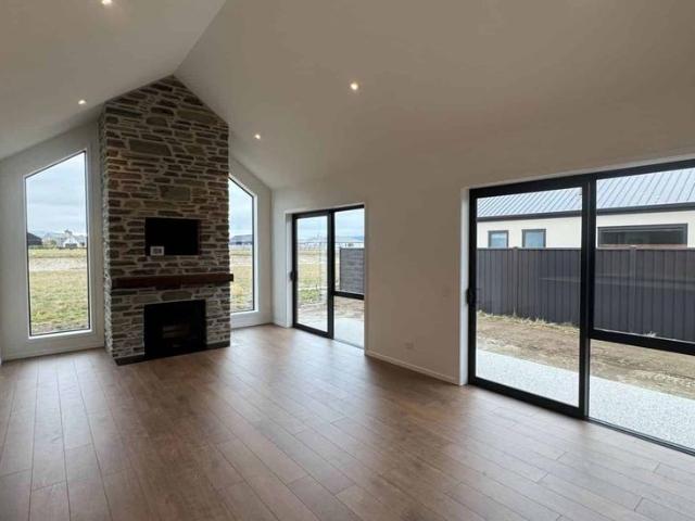 House for rent in Otakou