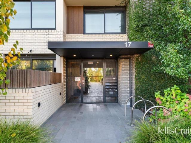 Townhouse for sale in Bentleigh, Melbourne