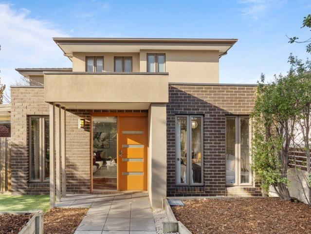 Townhouse for sale in Camerons Creek, Victoria