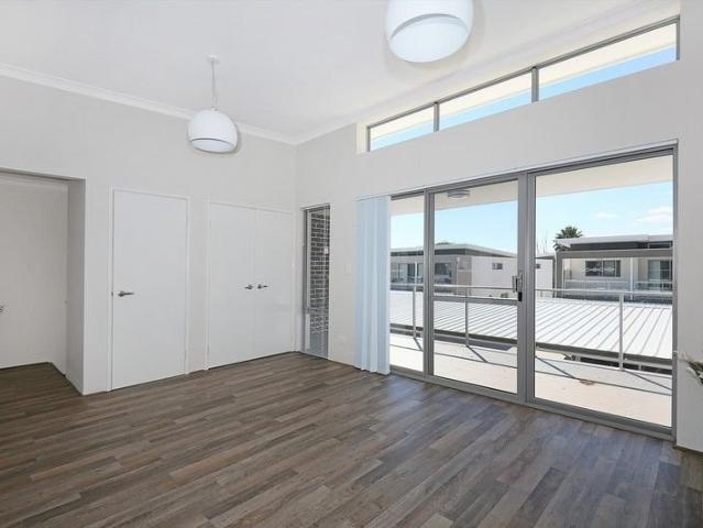 House for sale in Parklands, Western Australia
