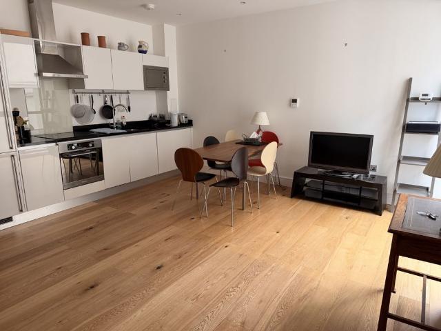 Apartment for rent in Belsize Park, Greater London