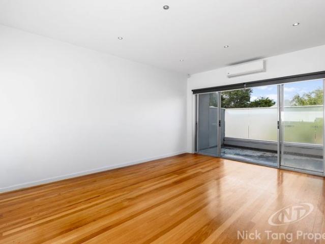 Townhouse for rent in Camerons Creek, Victoria