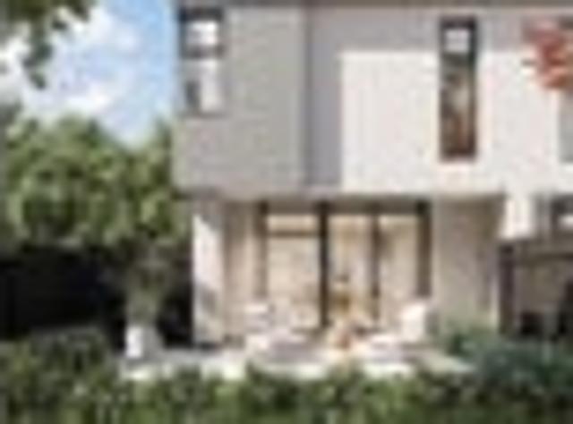 Townhouse for sale in Chaslands, Canterbury