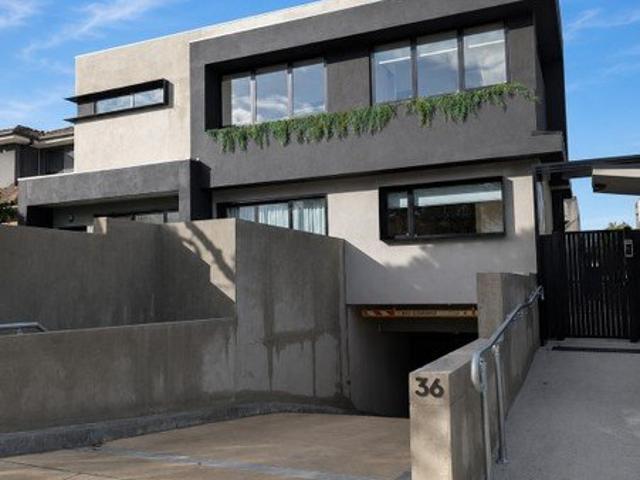 Townhouse for rent in Camerons Creek, Victoria