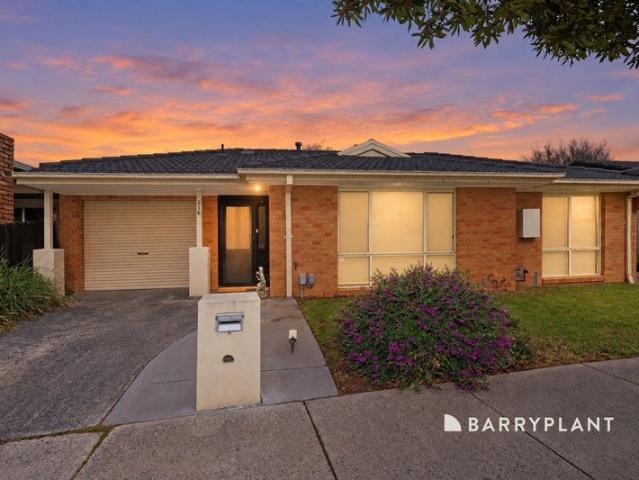 House for sale in Park Ridge, Melbourne