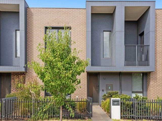 House for sale in Woodlea, Melbourne