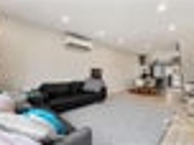 Townhouse for sale in Saint Albans, Canterbury