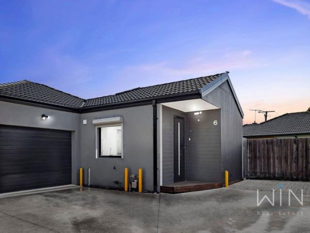 Townhouse for sale in Camerons Creek, Victoria