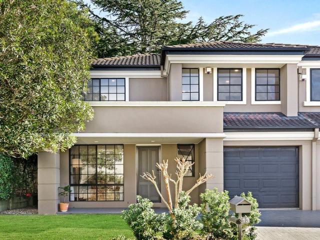 Townhouse for sale in Sydney, New South Wales