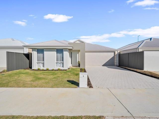 House for sale in Parklands, Western Australia
