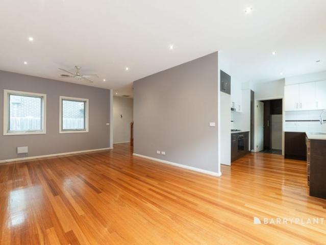 Townhouse for rent in Camerons Creek, Victoria