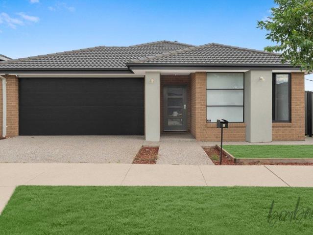 House for sale in Pinegrove, Melbourne