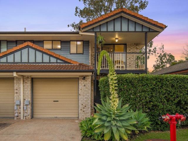 Townhouse for sale in Toombul, Queensland