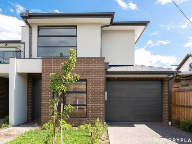 Townhouse for rent in Camerons Creek, Victoria