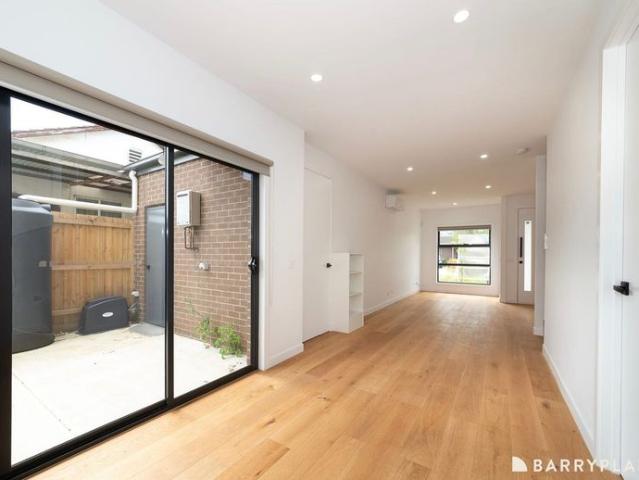 Townhouse for rent in Camerons Creek, Victoria