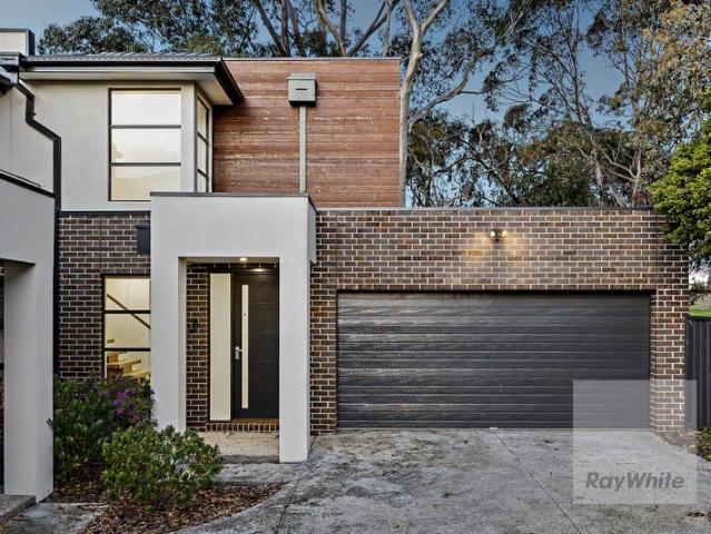 Townhouse for sale in Camerons Creek, Victoria