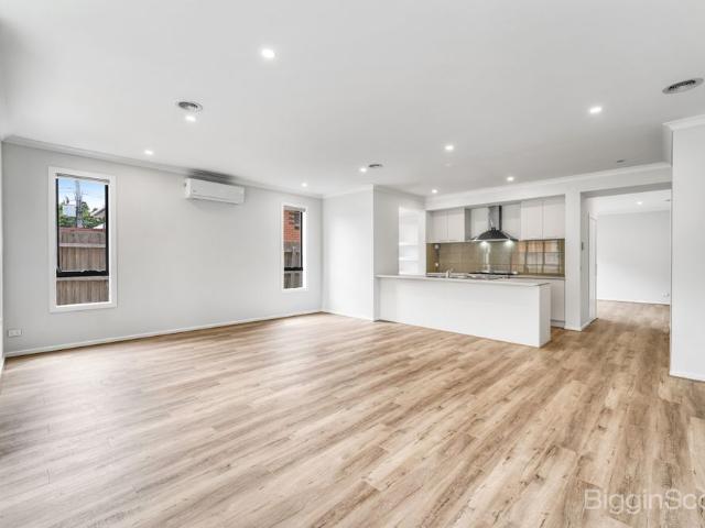 Townhouse for rent in Camerons Creek, Victoria