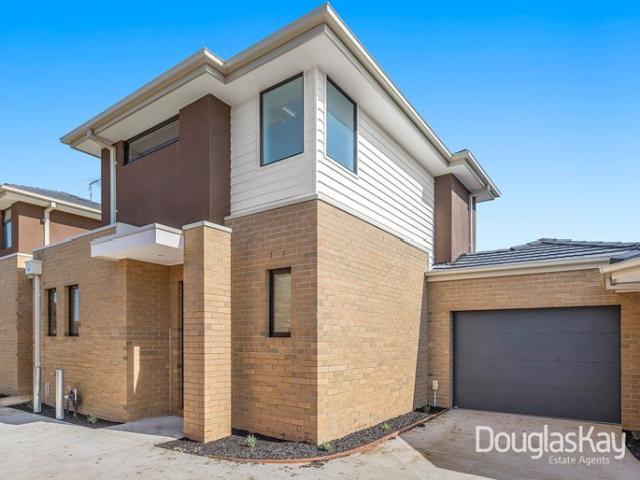 Townhouse for sale in Camerons Creek, Victoria