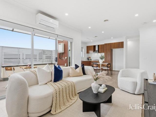 Townhouse for sale in Camerons Creek, Victoria