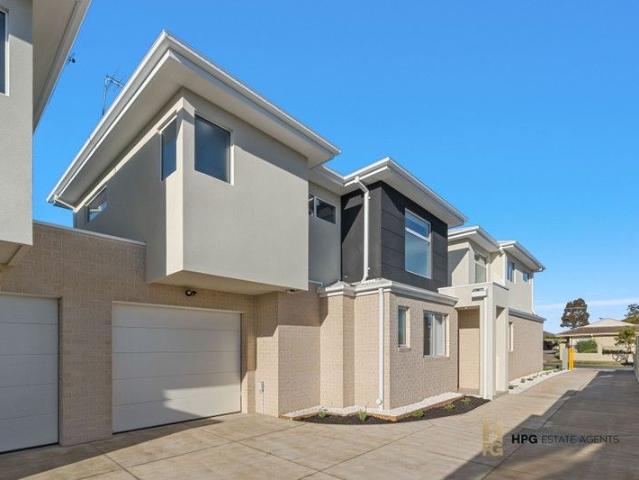 Townhouse for sale in Camerons Creek, Victoria