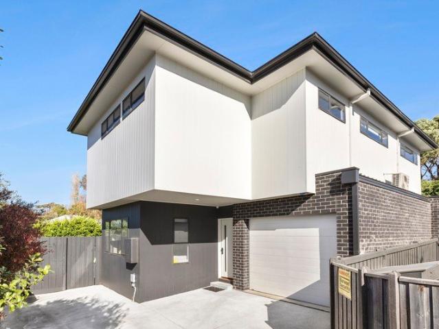 Townhouse for sale in Geelong, Victoria