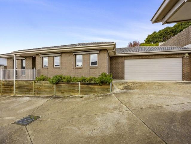 Townhouse for sale in Ballarat North
