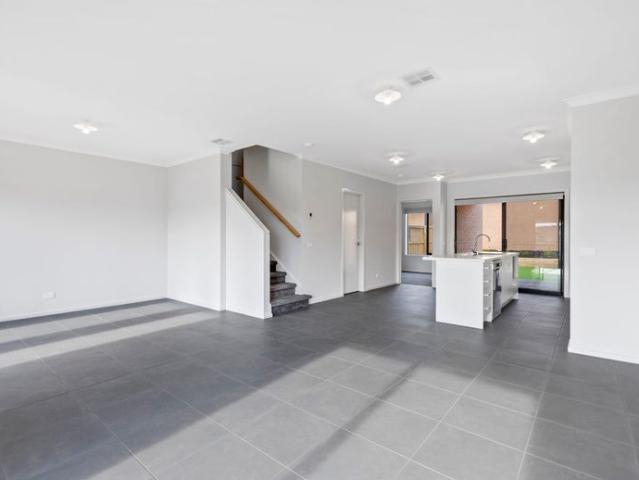 Townhouse for rent in Camerons Creek, Victoria