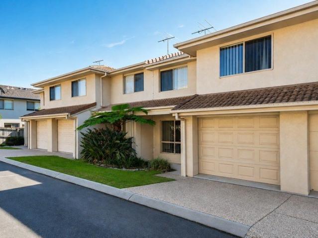 Townhouse for sale in Toombul, Queensland