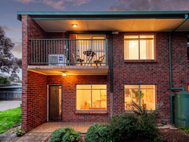 Townhouse for sale in Horseshoe Creek, South Australia