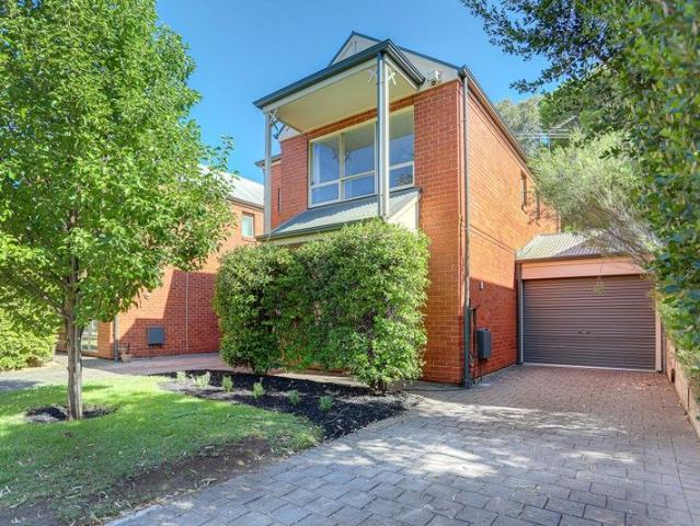 Townhouse for sale in Horseshoe Creek, South Australia