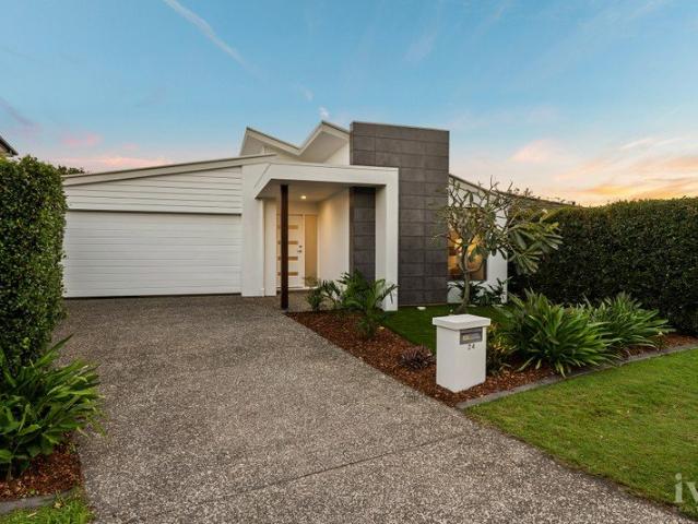 House for sale in Fernbrook, Queensland