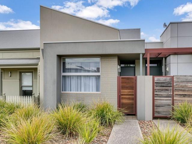 Villa for rent in Horseshoe Creek, South Australia