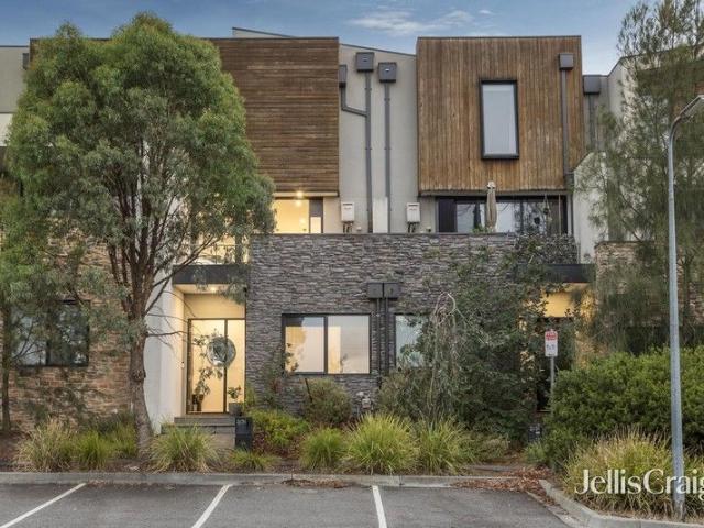 Townhouse for sale in Camerons Creek, Victoria