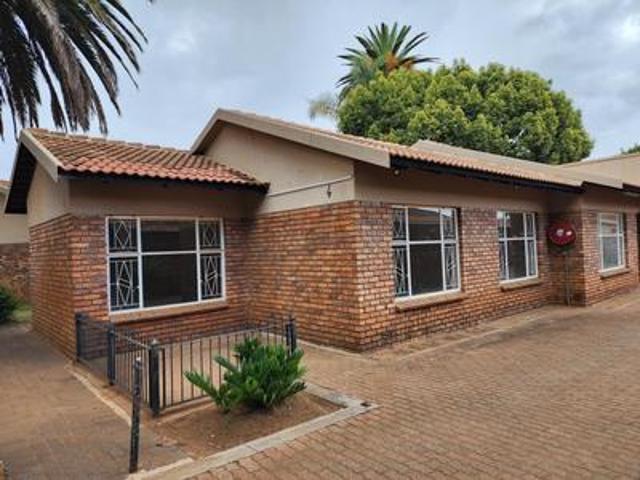 Townhouse for sale in Ehlanzeni, Mpumalanga